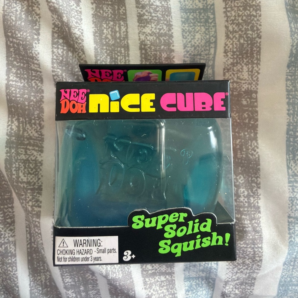 Needoh Nice Cube Super Solid Squish - Blue